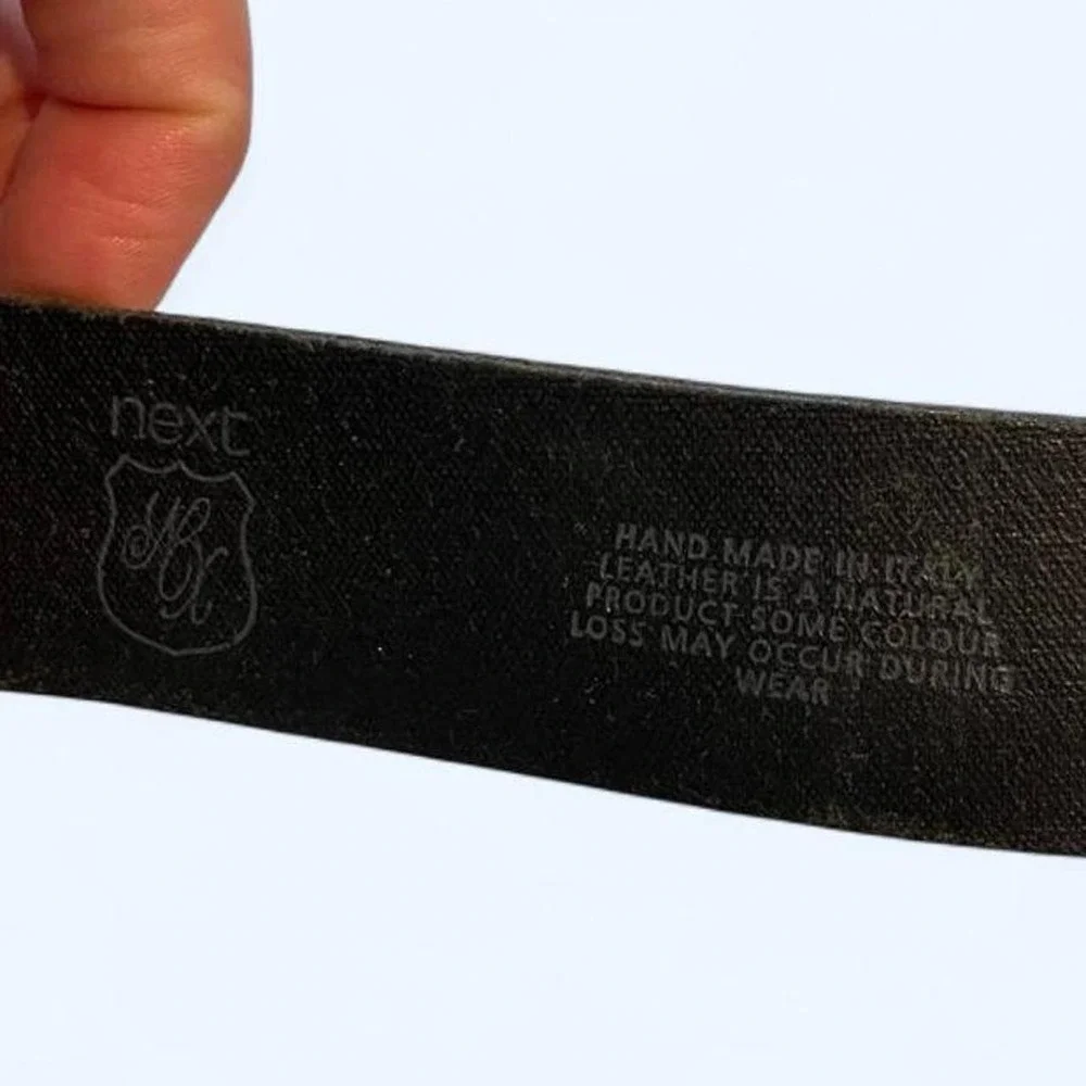 Black leather‎ belt with silver buckle size M by Next